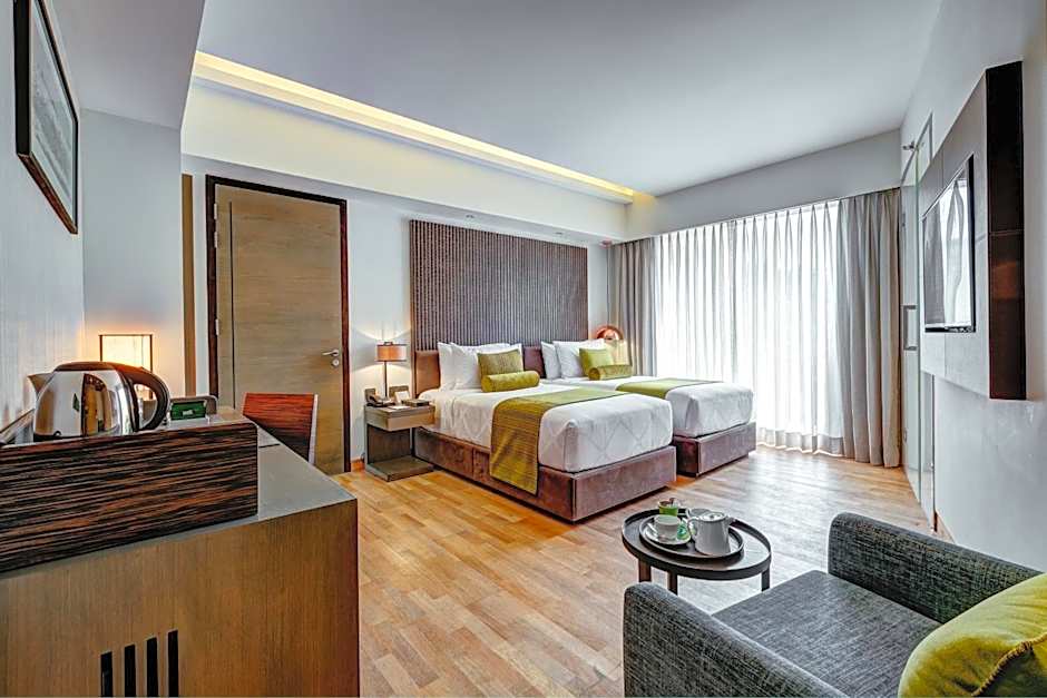 Photo 1 of 6 of Executive 2 Beds