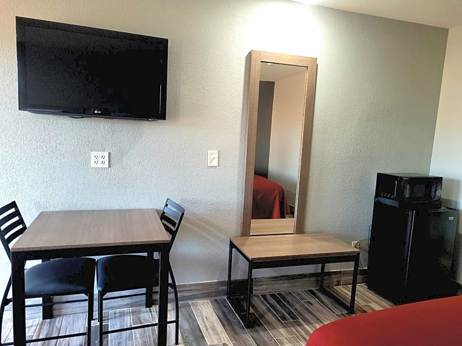 Americas Best Value Inn Buda