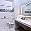 Holiday Inn Express & Suites Houston E - Pasadena By IHG
