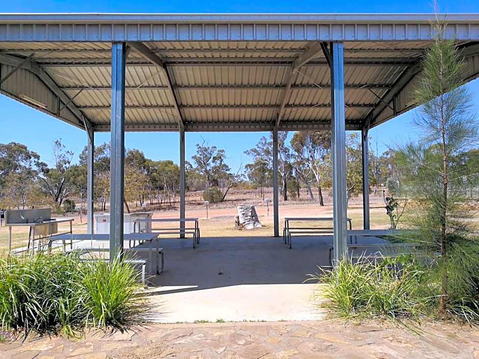 Augathella Motel & Caravan Park