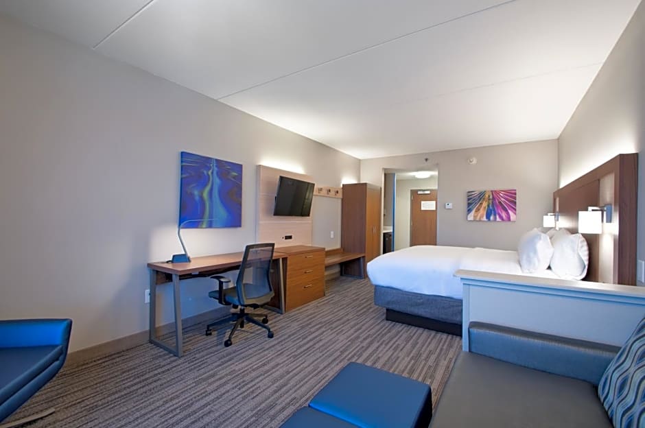 Holiday Inn Express Quantico - Stafford, an IHG Hotel