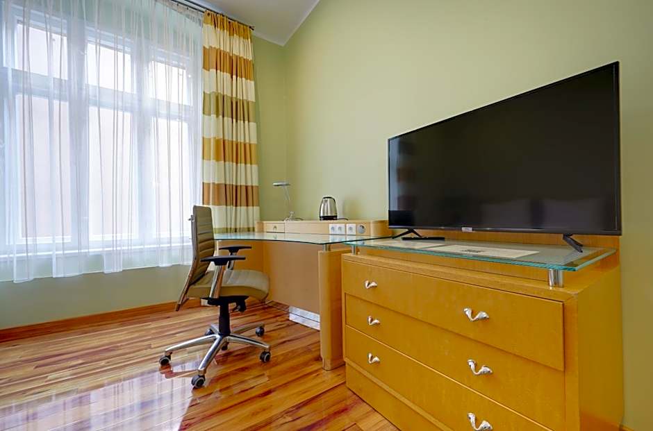 Jagiellonska 3 ApartHotel - Duze przestronne pokoje, centrum miasta, szybkie WiFi