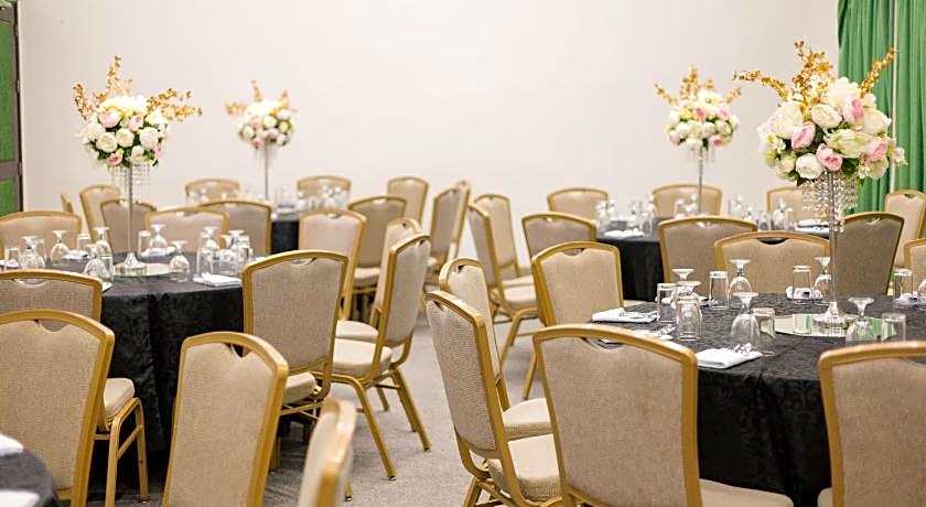 Microtel by Wyndham South Forbes near Nuvali