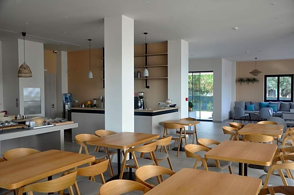 Costa Ionica · Mytikas Seaside Hotel