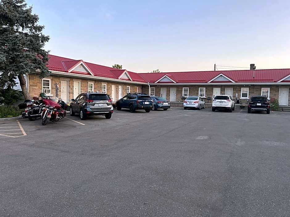 Tulip Motel