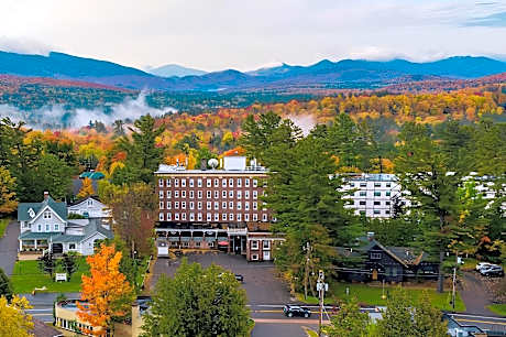 The Pines Inn