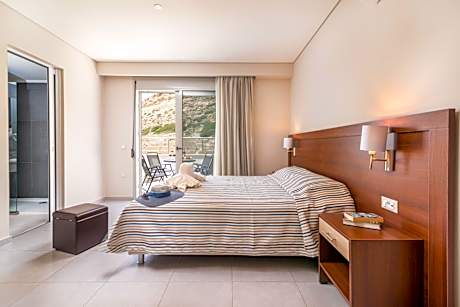 Superior Quadruple Room (Family-Open Plan)