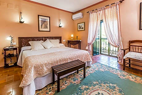 Double Room with View (2 adults)