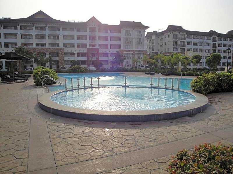 The Oasis Davao Condotel