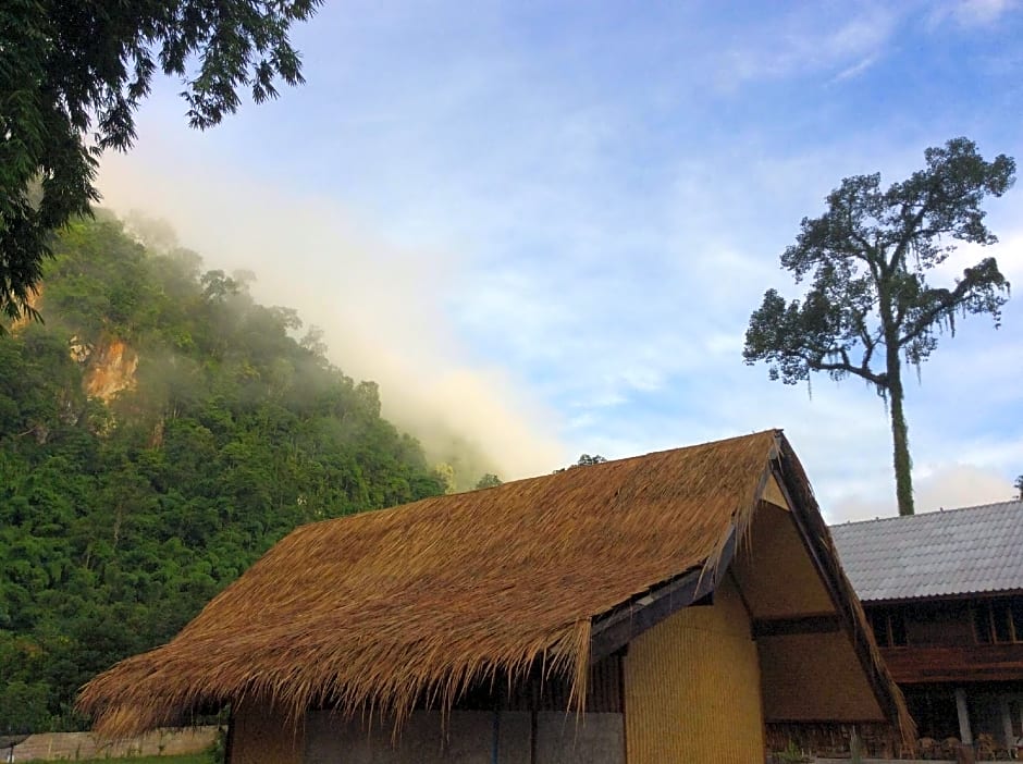 Chiang Dao Hut