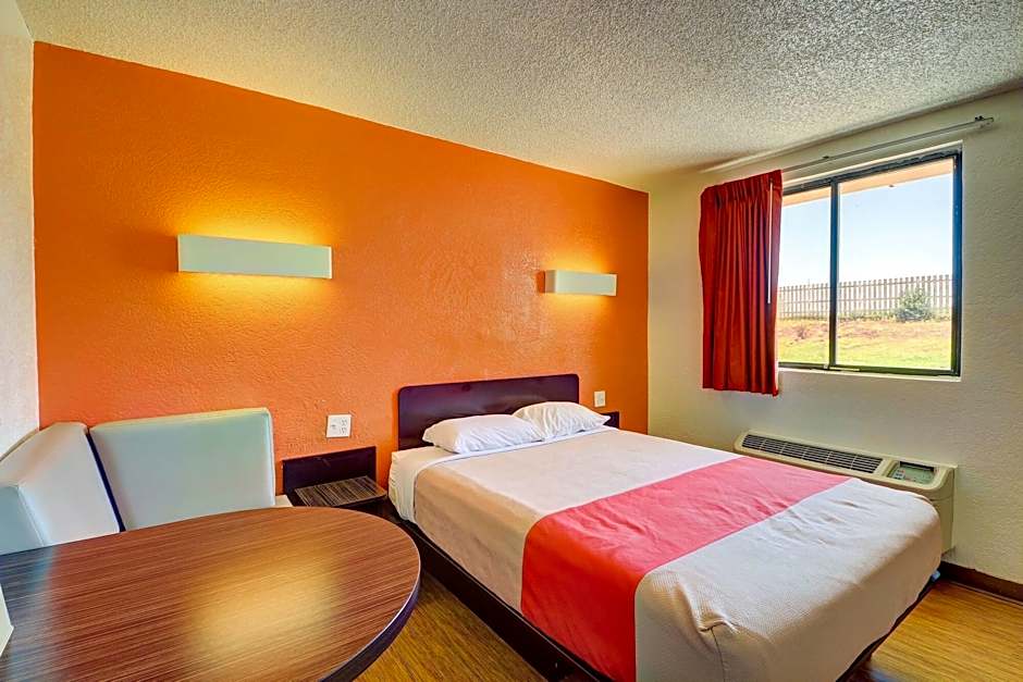 Economy Hotel Oklahoma City