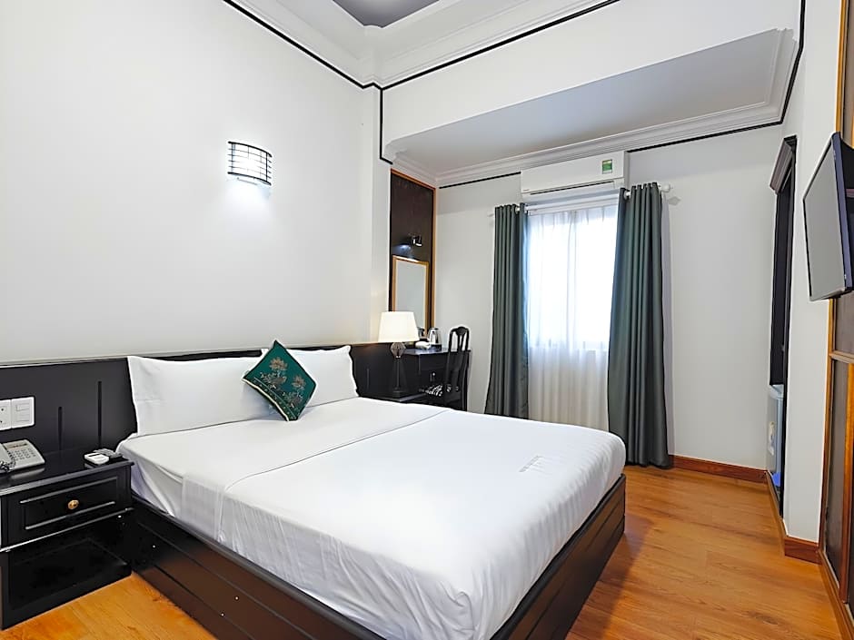 New Star Inn Boutique