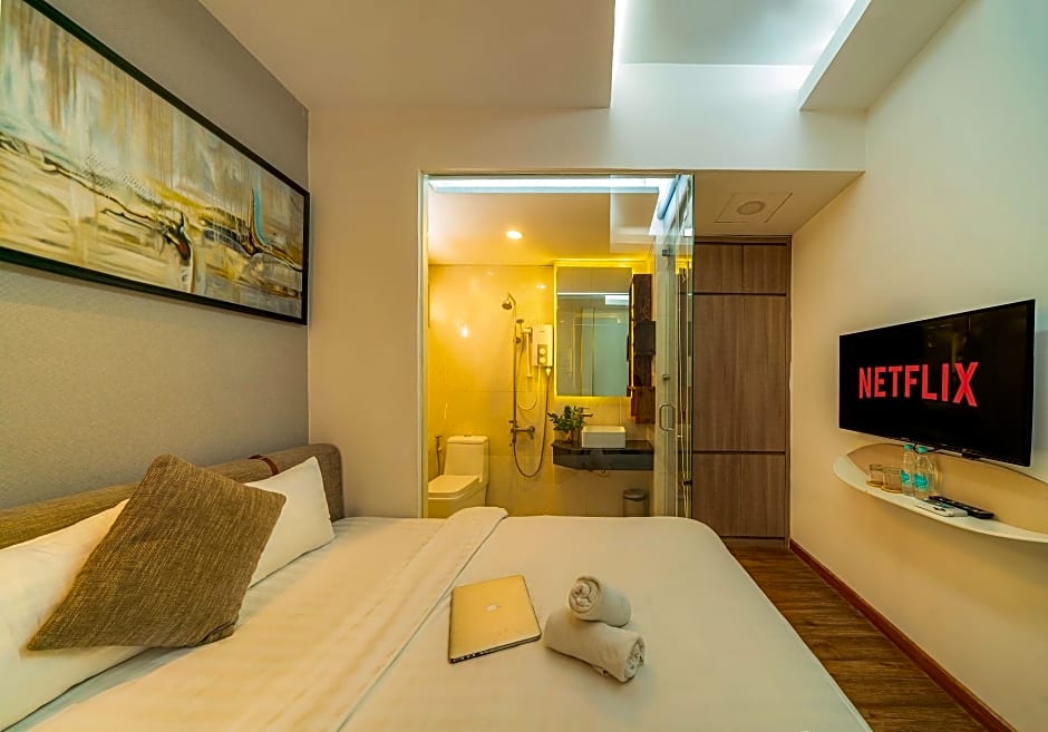 Cactusland Near Saigon Train Station