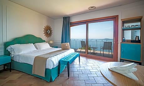 Sea View Deluxe Room