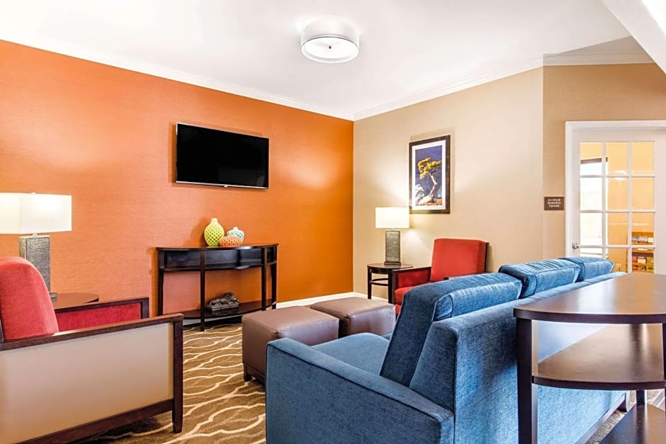 Comfort Inn & Suites Bryant - Benton