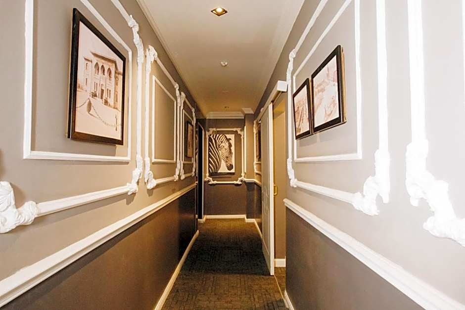 Double Bond Hotel Spa