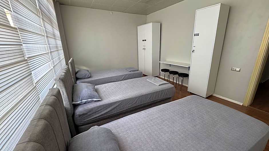 Hostelida