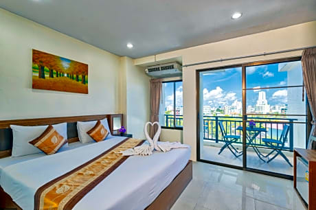 Deluxe Room with Balcony