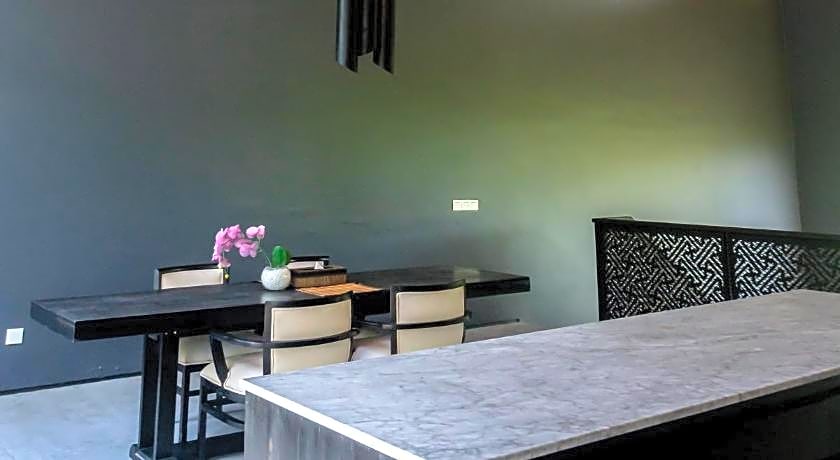 Aster Villa