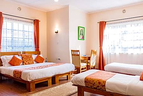 Deluxe Family Room