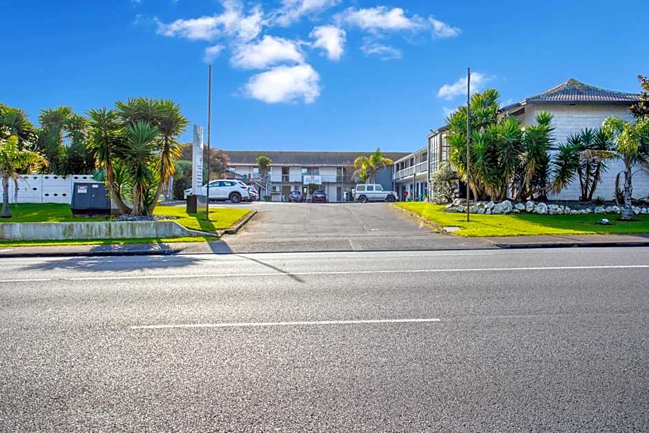 Ellerslie Palms Motel