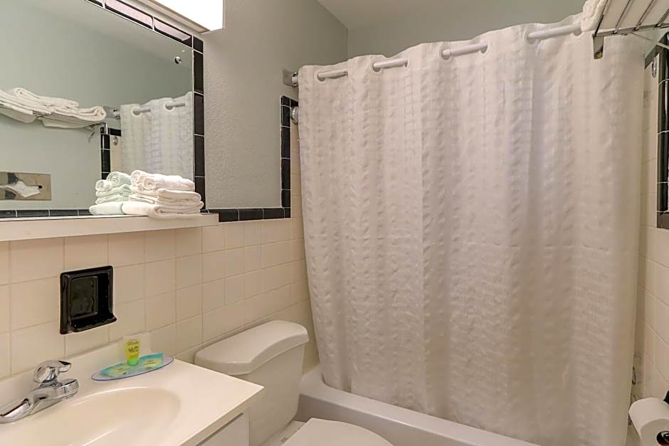 Belle Aire Motel - Downtown Convention Center - Gatlinburg