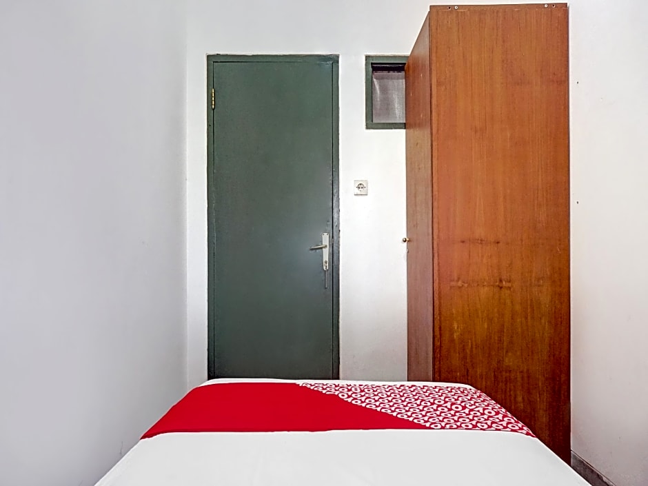 Hotel O 90596 Hotel Griya Astoeti