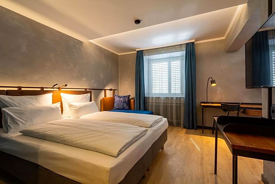 Unsöld's Factory Hotel