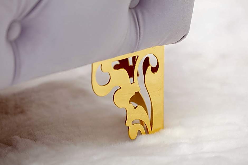 Boutique Residence Sundays