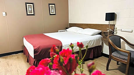 Queen Room