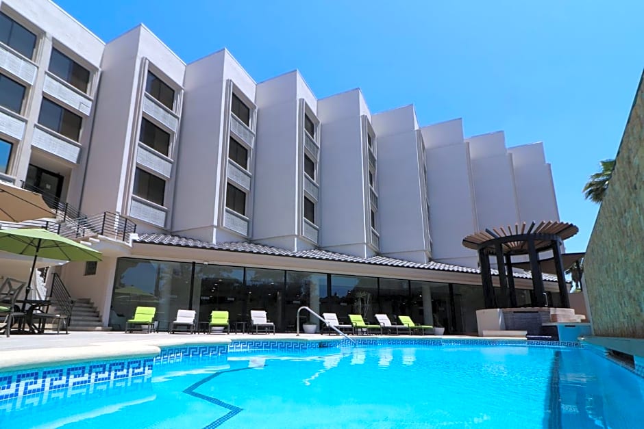 Holiday Inn Tijuana Zona Rio By IHG