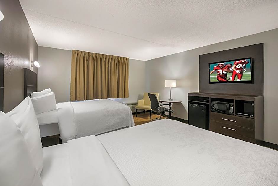 Red Roof PLUS+ & Suites Knoxville West-Cedar Bluff