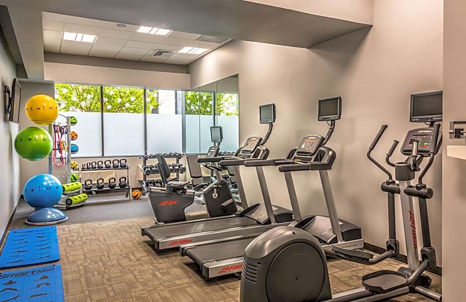 Holiday Inn Arlington at Ballston By IHG