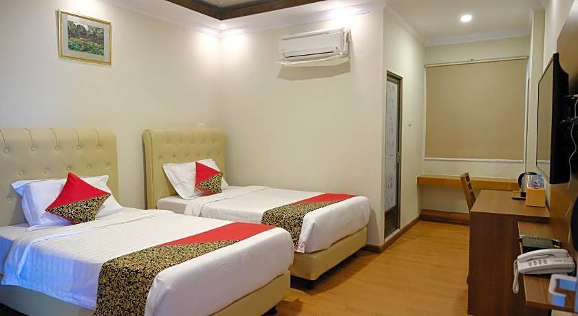 Joyful Hotel