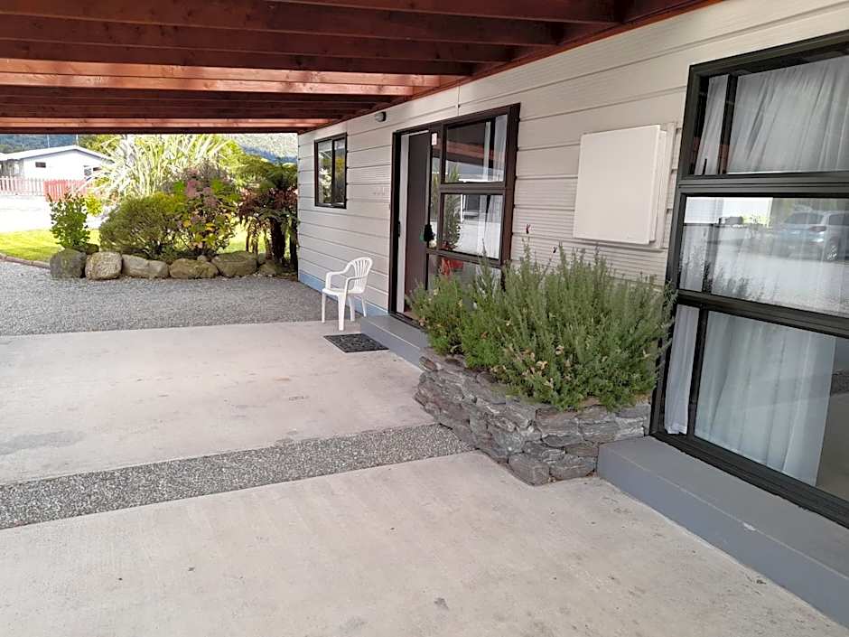Lake Matheson Motel