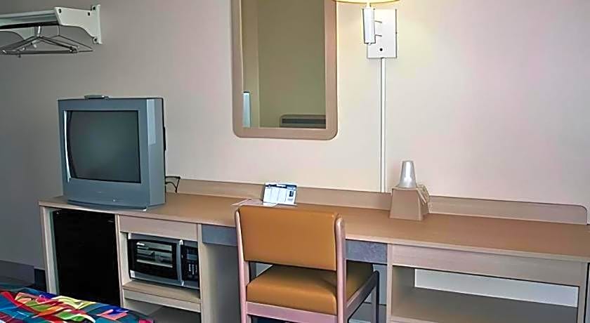 Americas Best Value Inn Jefferson City