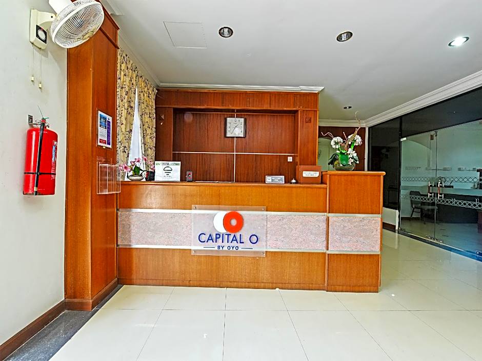 Capital O 90434 Marmoris House