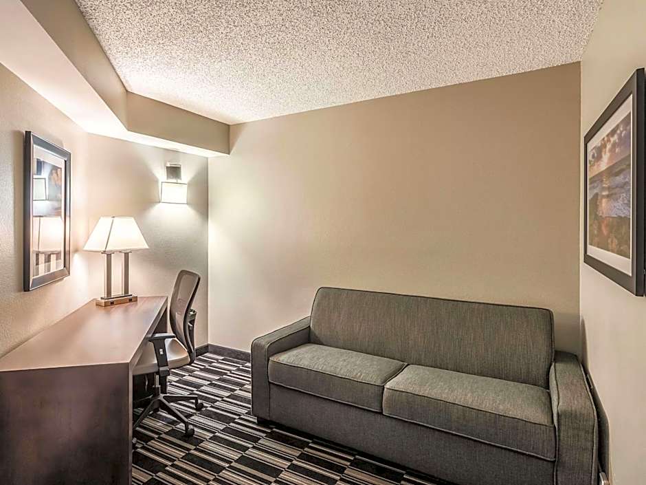 La Quinta Inn & Suites by Wyndham Jupiter