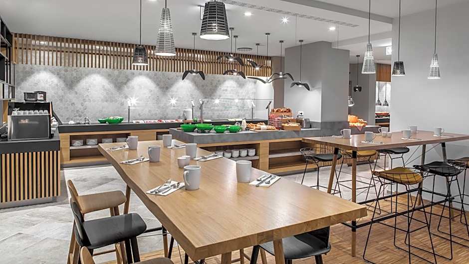 Holiday Inn Munich - Leuchtenbergring By IHG