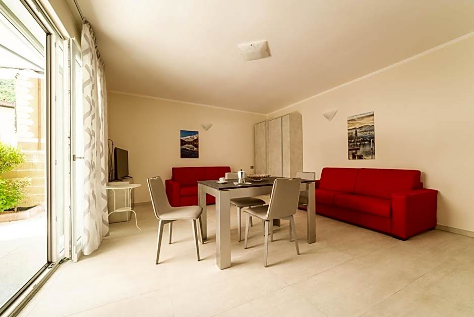 Yachting Residence - Private Dock, Lake Access & SPA
