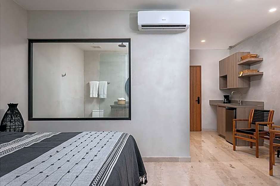 Oceanview PH studio at Tankah Bay