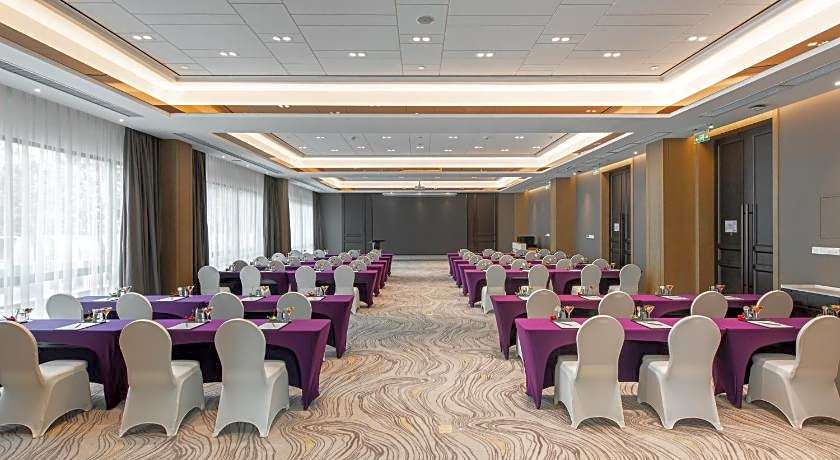 Holiday Inn Wuhan Riverside By IHG