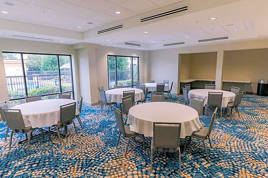 Hampton Inn By Hilton Knoxville-West At Cedar Bluff