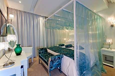 Prestige Suite with Balcony