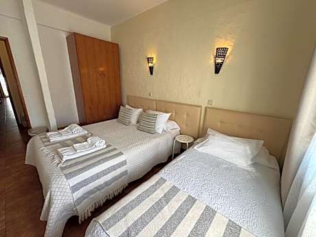 Triple Room with Private External Bathroom