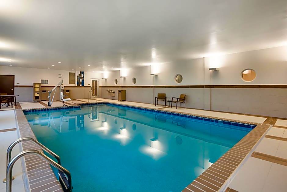 Hyatt Place Hampton Convention Center