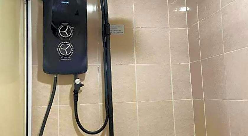 Putra Brasmana Hotel