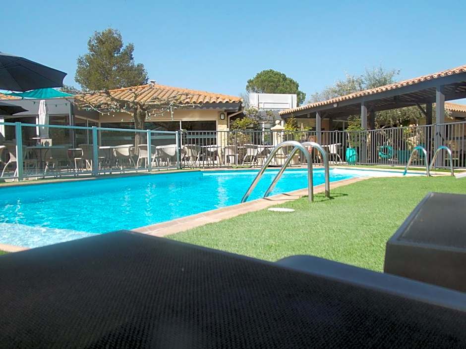 Logis Hotel Restaurant Uzes Pont du Gard