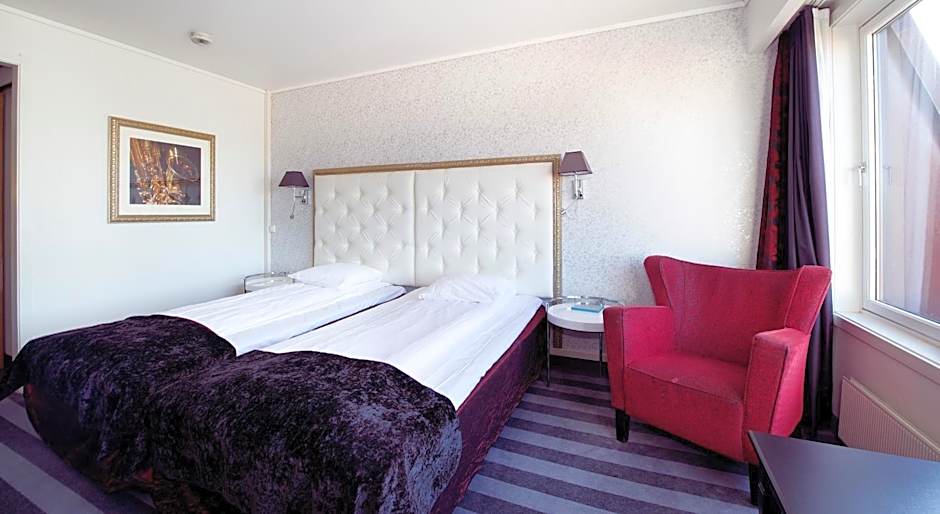 Home Hotel Grand Olav