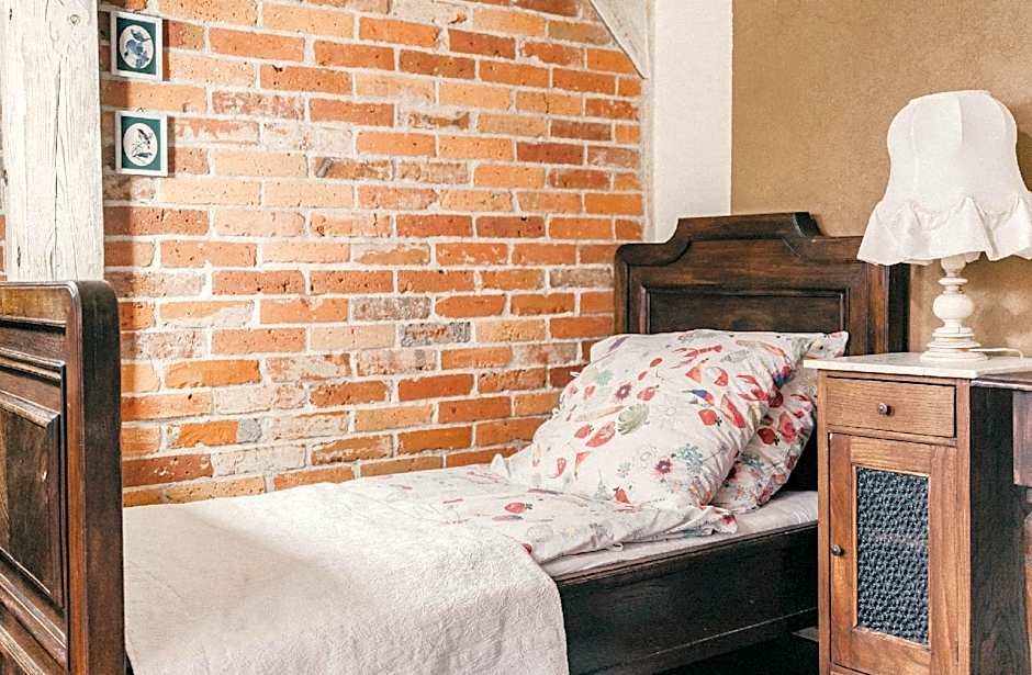 Dom Gościnny Stara Szkoła